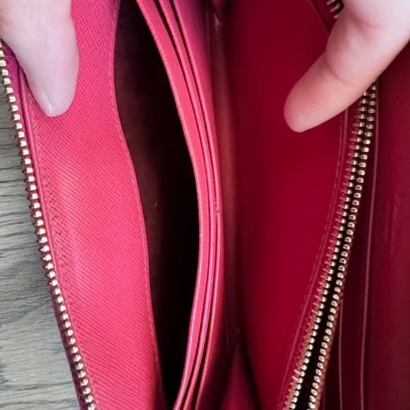 Pink Prada Saffiano Bow Zippy Wallet (Authentic) - Picture 10 of 15